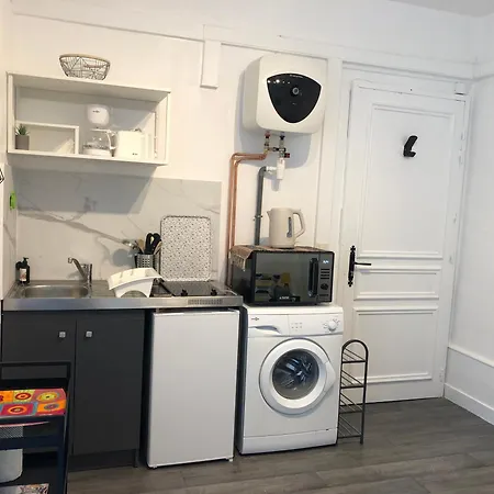 18m2 Le Beau Site En Centre-ville * エクスレバン
